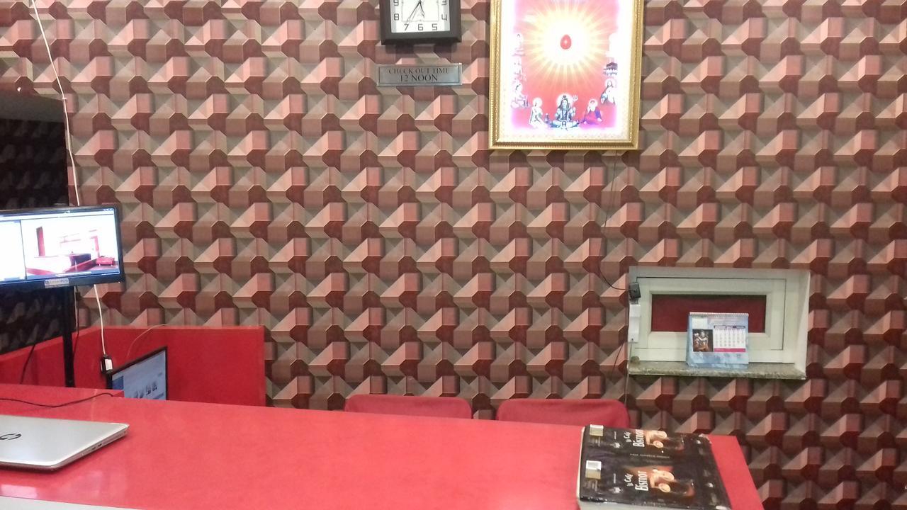 Grace Hotel Karnal Bagian luar foto